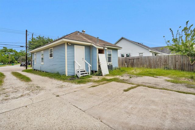 4522 Canal Street, Houston, TX 77011