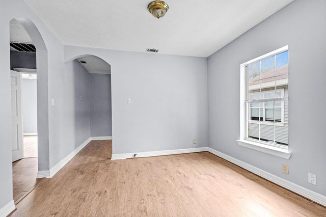 4522 Canal Street, Houston, TX 77011