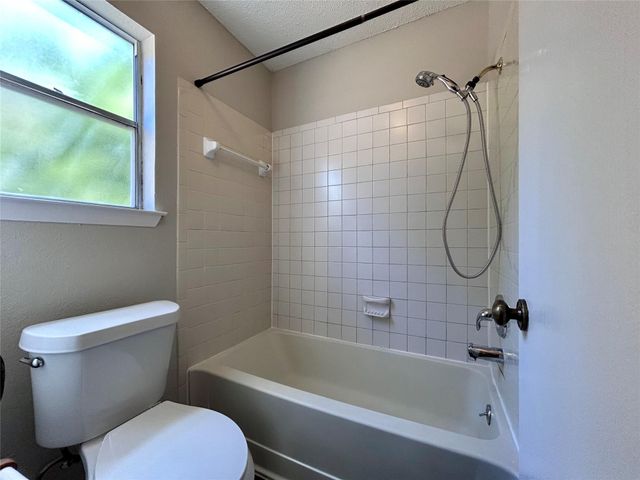 2112 Cedar Bend DR, Austin, TX 78758
