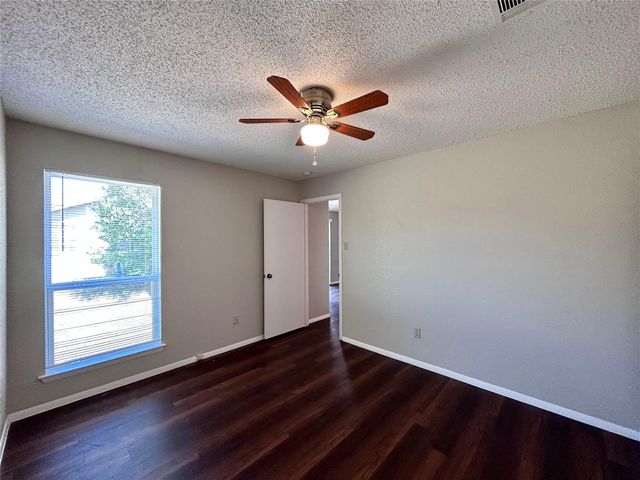 2112 Cedar Bend DR, Austin, TX 78758