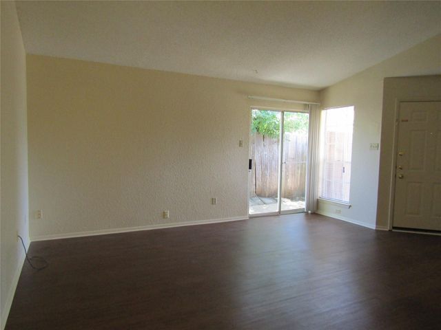 2112 Cedar Bend DR, Austin, TX 78758