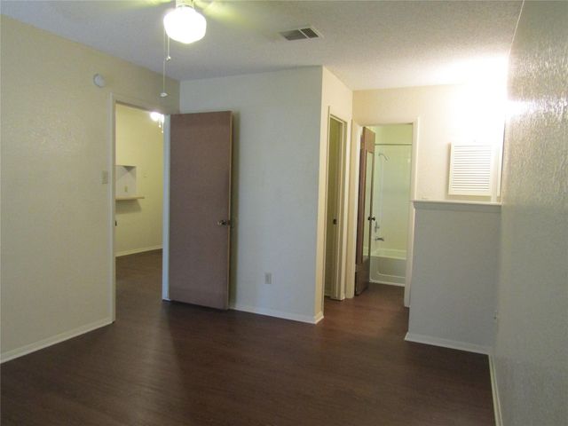 2112 Cedar Bend DR, Austin, TX 78758
