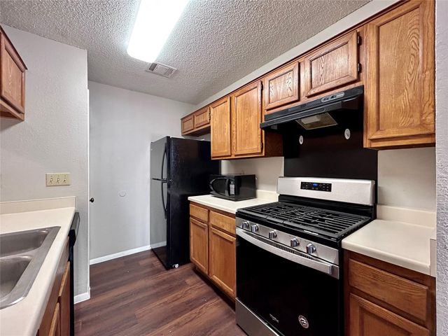 2112 Cedar Bend DR, Austin, TX 78758