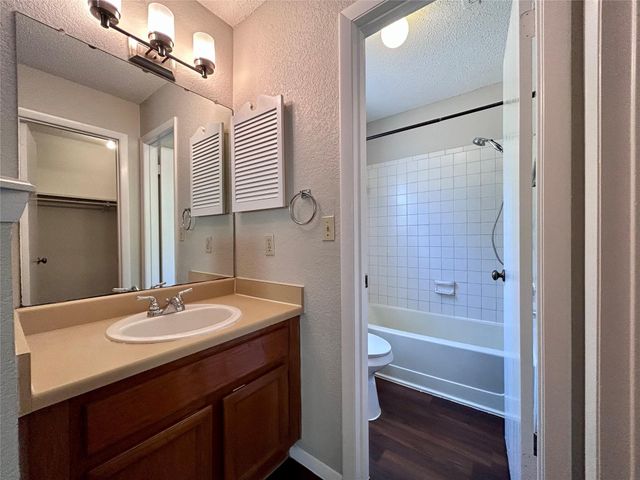 2112 Cedar Bend DR, Austin, TX 78758