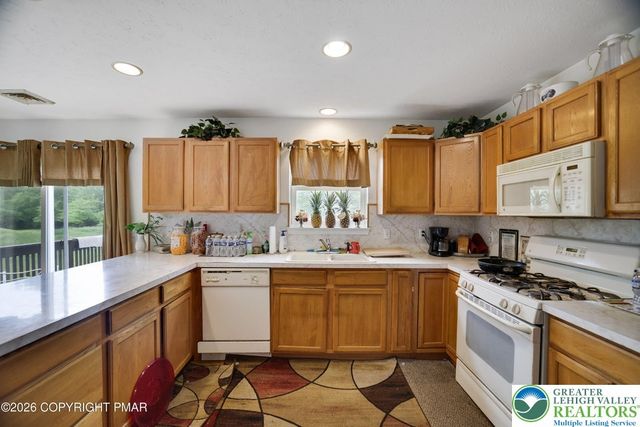 1149 Glade Drive South, Tunkhannock Twp, PA 18334