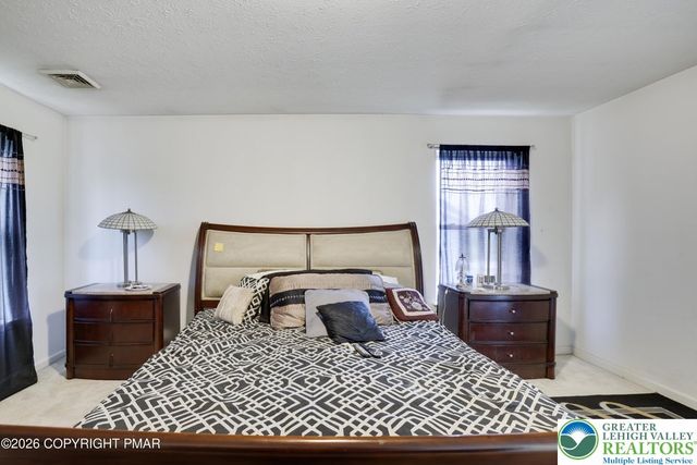 1149 Glade Drive South, Tunkhannock Twp, PA 18334
