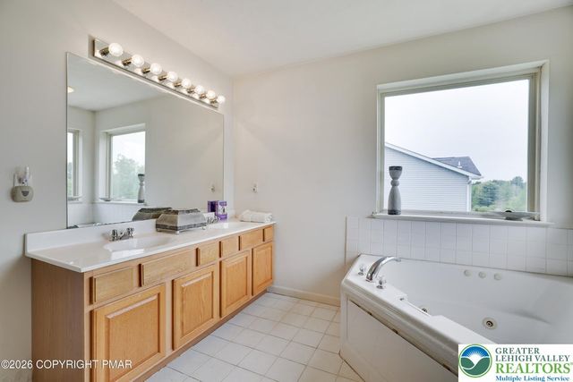 1149 Glade Drive South, Tunkhannock Twp, PA 18334