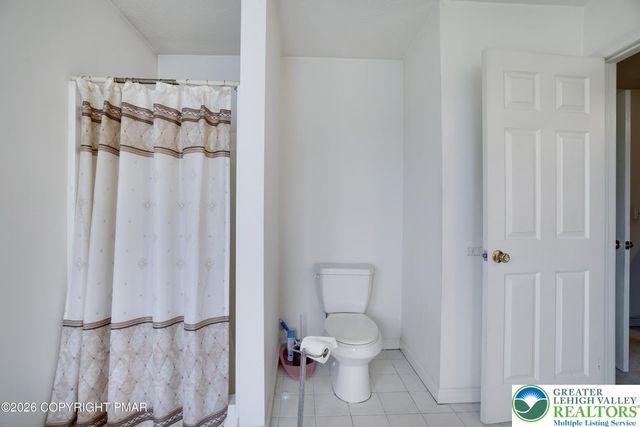 1149 Glade Drive South, Tunkhannock Twp, PA 18334