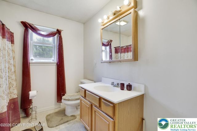 1149 Glade Drive South, Tunkhannock Twp, PA 18334
