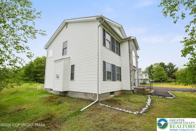 1149 Glade Drive South, Tunkhannock Twp, PA 18334