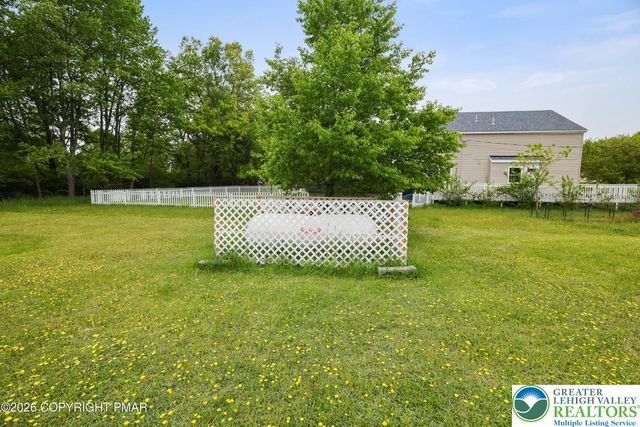 1149 Glade Drive South, Tunkhannock Twp, PA 18334