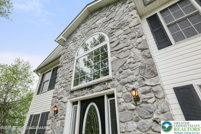 1149 Glade Drive South, Tunkhannock Twp, PA 18334