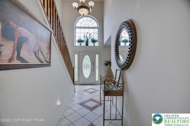 1149 Glade Drive South, Tunkhannock Twp, PA 18334