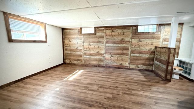 26 Oak Lane, Pine Island, MN 55963