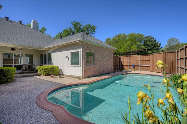 2449 London Drive, Plano, TX 75025