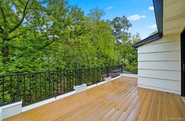 87 Woodlawn Avenue, New Rochelle, NY 10804