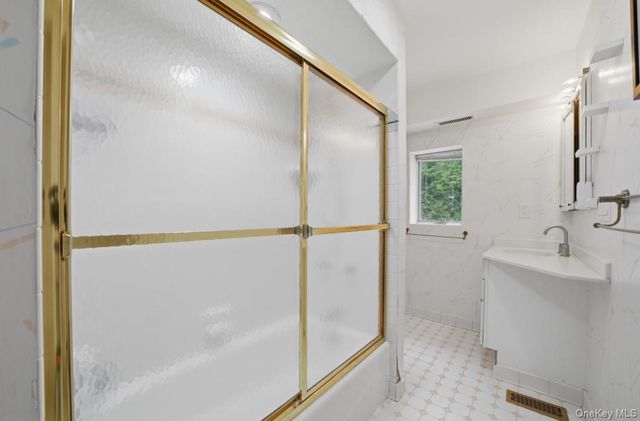 87 Woodlawn Avenue, New Rochelle, NY 10804