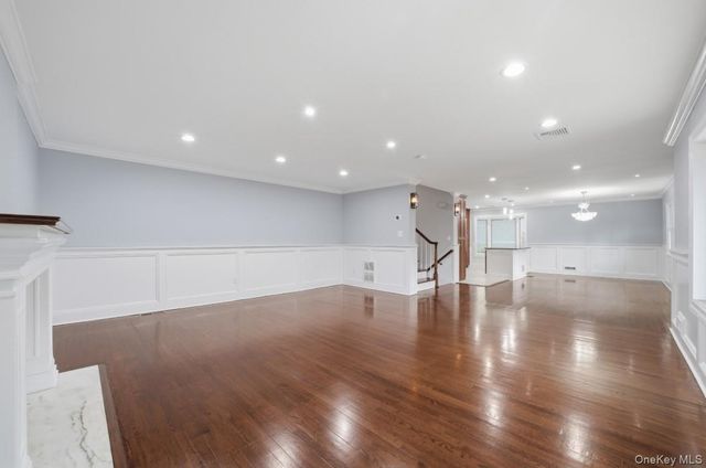 87 Woodlawn Avenue, New Rochelle, NY 10804