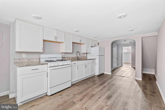 2815 E MADISON ST, Baltimore, MD 21205