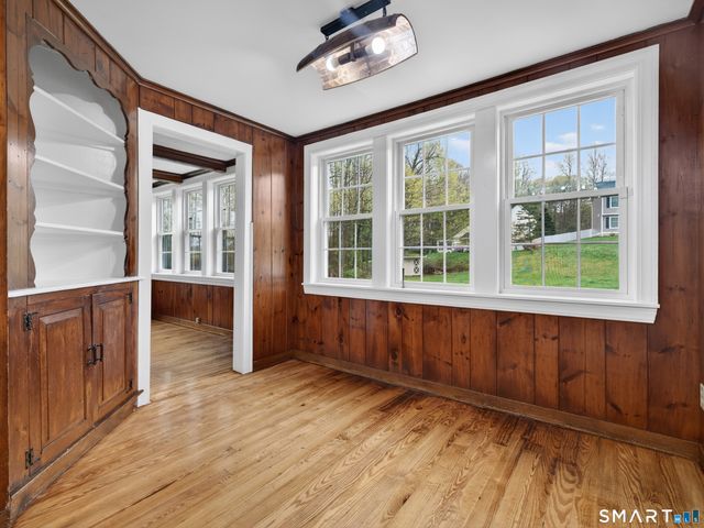 380 Main Street, Meriden, CT 06451