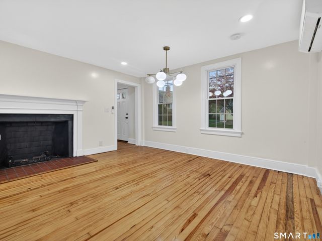 380 Main Street, Meriden, CT 06451