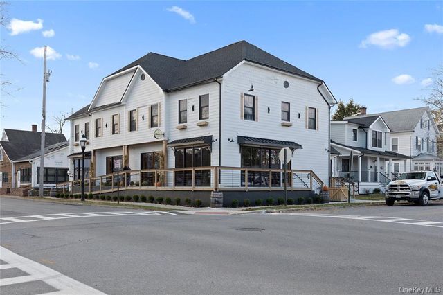 9 Lagrange Avenue APT 3, Poughkeepsie, NY 12603
