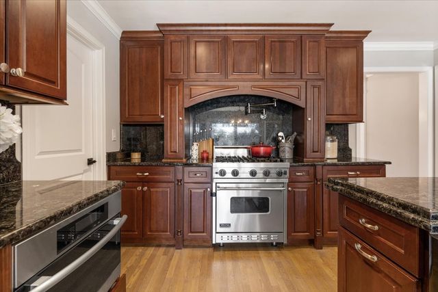 461 Clover Avenue, Lake Forest, IL 60045