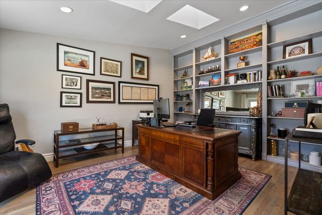 461 Clover Avenue, Lake Forest, IL 60045