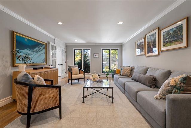 461 Clover Avenue, Lake Forest, IL 60045