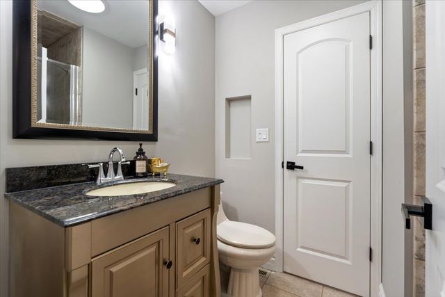 461 Clover Avenue, Lake Forest, IL 60045