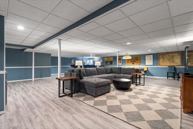 461 Clover Avenue, Lake Forest, IL 60045