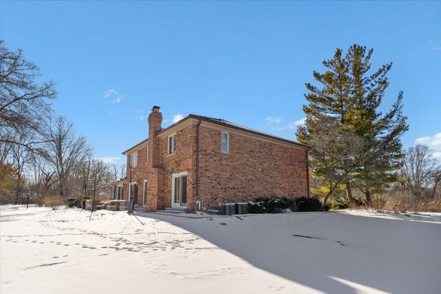 461 Clover Avenue, Lake Forest, IL 60045