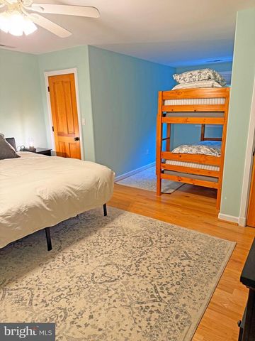 52 REEF CT, Montross, VA 22520