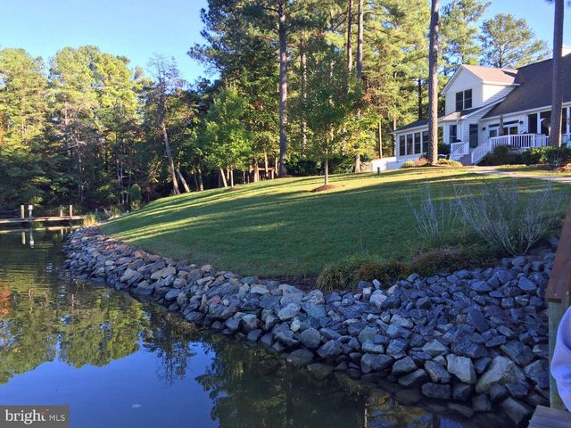 52 REEF CT, Montross, VA 22520