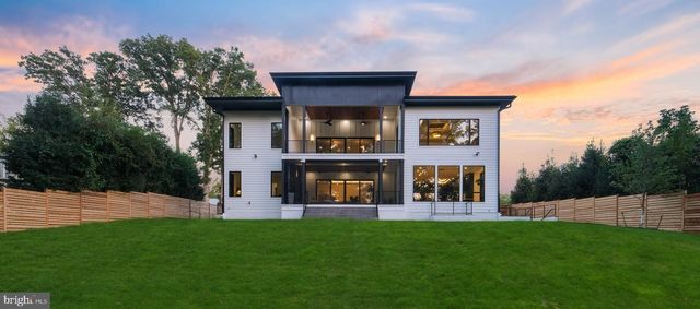 1138 BASIL RD, Mclean, VA 22101