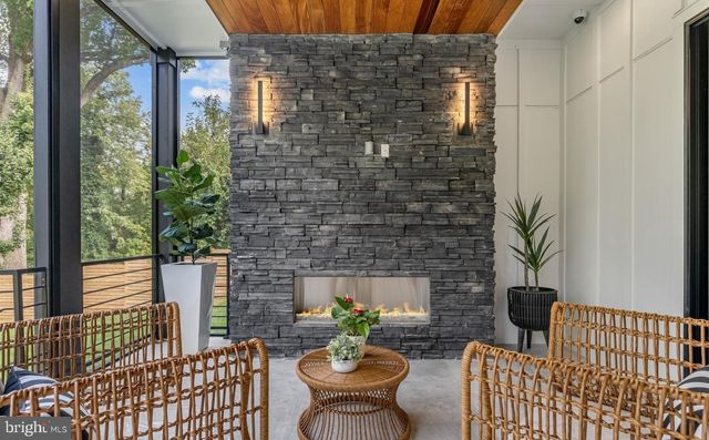 1138 BASIL RD, Mclean, VA 22101