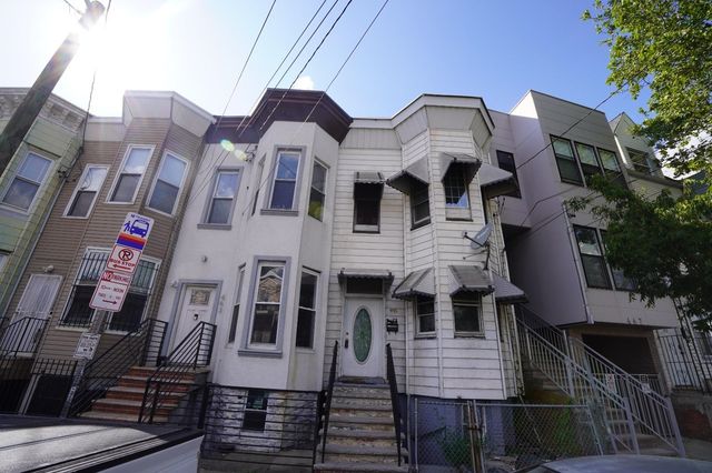 465 BERGEN AVE, Jc, Bergen-lafayett, NJ 07304