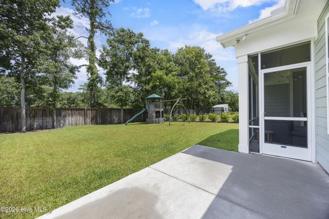 433 Sailor Sky Way, Hampstead, NC 28443