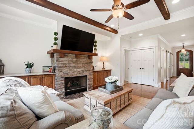 670 Arrow Point Lane, Davidson, NC 28036