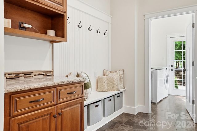 670 Arrow Point Lane, Davidson, NC 28036