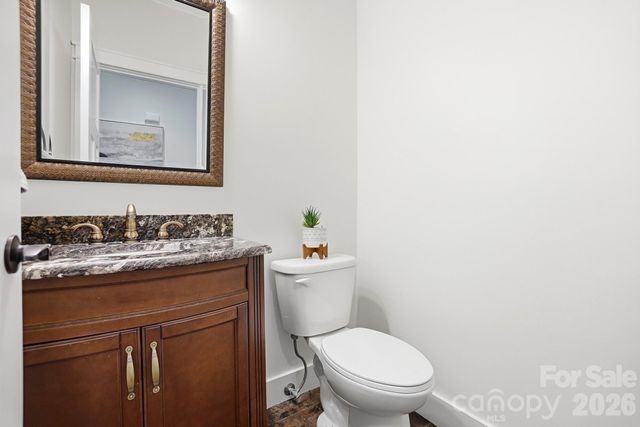 670 Arrow Point Lane, Davidson, NC 28036