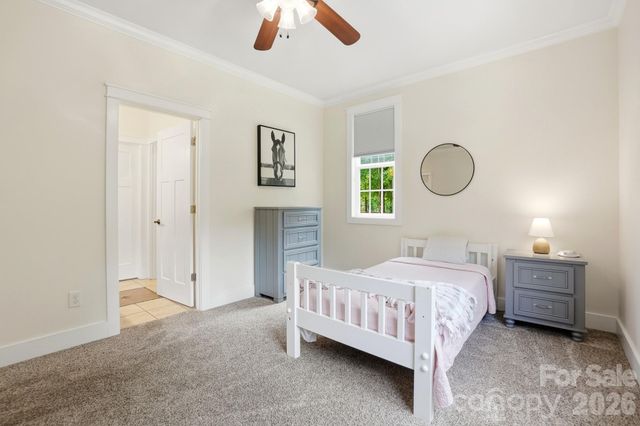 670 Arrow Point Lane, Davidson, NC 28036