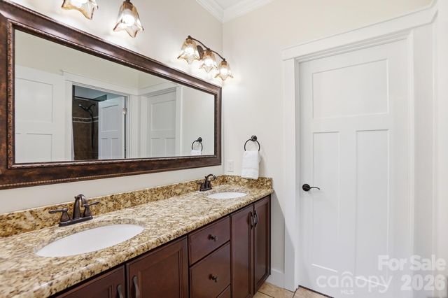 670 Arrow Point Lane, Davidson, NC 28036