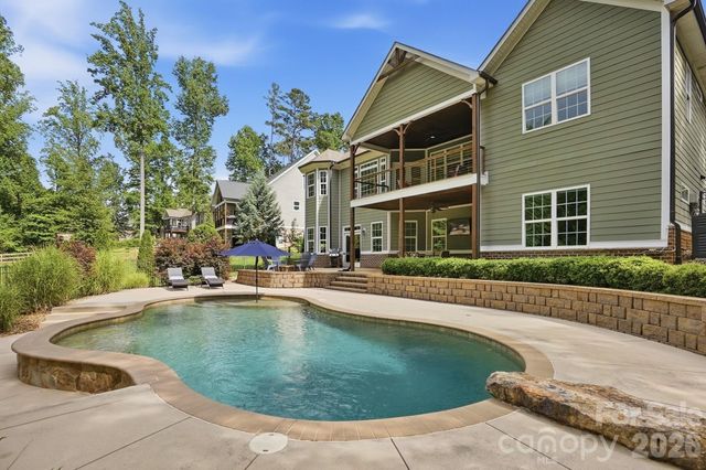 670 Arrow Point Lane, Davidson, NC 28036