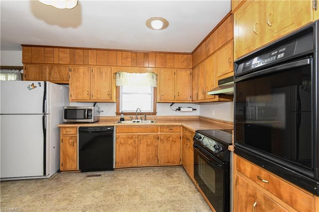 4501 Freida Lane, Greensboro, NC 27406