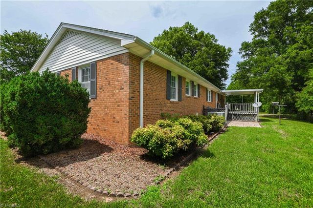 4501 Freida Lane, Greensboro, NC 27406