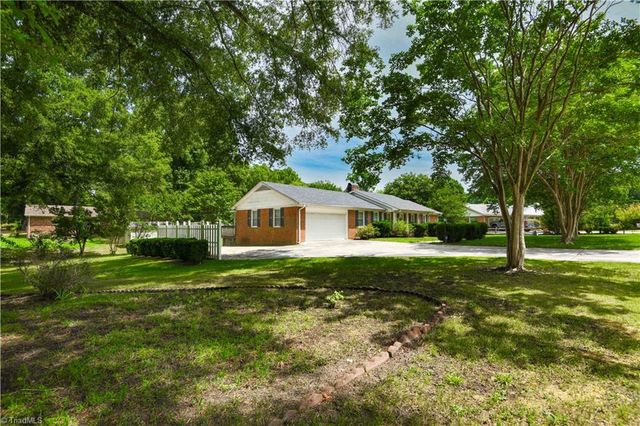 4501 Freida Lane, Greensboro, NC 27406