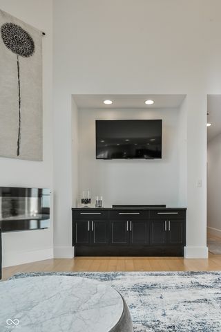 4598 S Ridgeview Drive, Greenfield, IN 46140