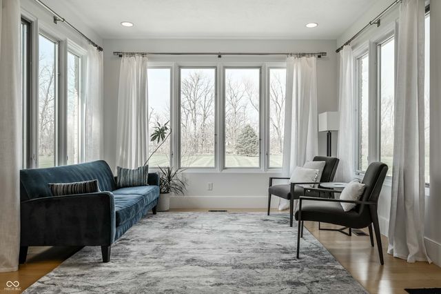 4598 S Ridgeview Drive, Greenfield, IN 46140