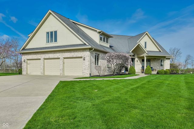 4598 S Ridgeview Drive, Greenfield, IN 46140